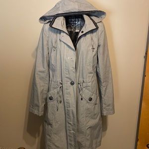 Black and‎ white little trenchcoat